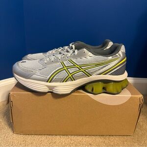 Asics Gel-Kinetic Fluent Glacier Grey Steel Gray MEN'S Sz 9.5/W 11 1203A591-020